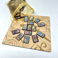 Pequeñas fichas de tarot de fieltro