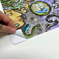 Autocollant en vinyle de tirage de tarot « Réflexion de Méduse »