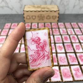 SPT Tarot 33.6 Tuiles à croquis au crayon rouge